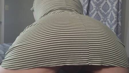 POV + Slave Sniffing Stinky Farts in Cute Sundress