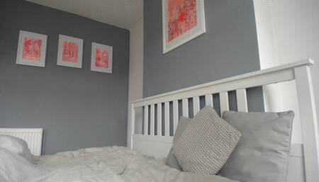 Strict Headmistress becums White Cock CumDumpster!