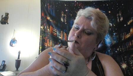 You secretly prefer a mature smoking lady, puppet!