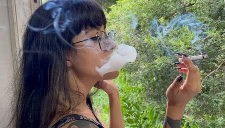 Enchanting you with my smoke