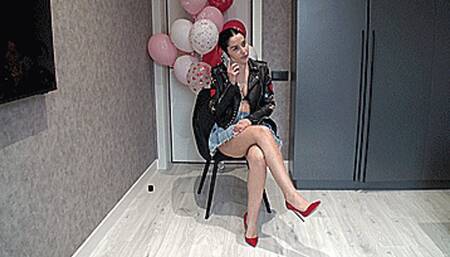 The sharp, strict toe taps (1920x1080 HD) MP4