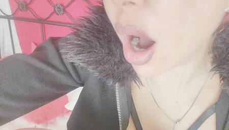 la bella mistress ti dice come masturbarti ed esagera-the beautiful mistress tells you how to masturbate and exaggerates