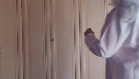 the doctor widens the anus and examines it