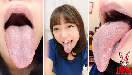 Virtual Tongue Kissing with Yuka Asami!