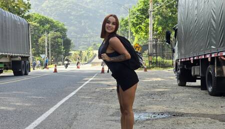 TEEN model lose her car keys and pays a STRANGER with a BJ and a HARD FUCK to get home- Abella olsen