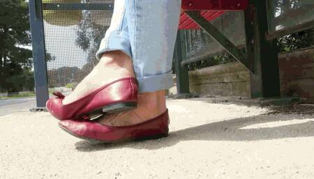 Waiting and Seduction MP4 (1920x1080) FHD