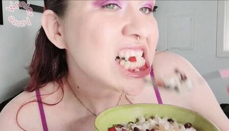 Loudly Open Mouth Chewing Black Beans and Rice with Big Teeth (ID # 1849 HD 1080rez)