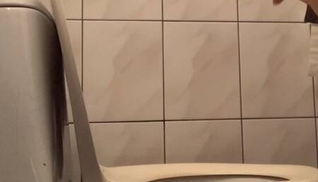 Sweet diarrhea, sweet pieces falling out of my asshole