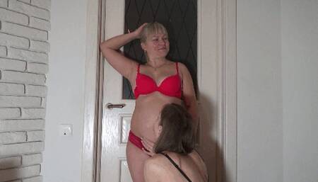 Her finger deep in your navel sa