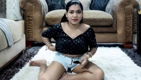 Bhabhi ka blouse fat Gaya devar ne uthaya Maja, desi hindi audio porn sex