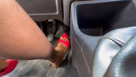 DESPERATELY Cranking To Visit Sick Cousin! (Footwell)