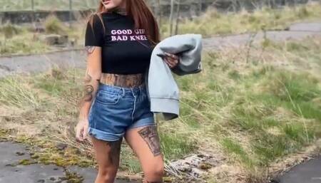 SNEAKY MASTURBATION FINGER FUCK WHILST URBAN EXPLORING! ????