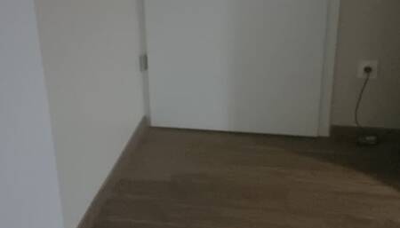 Écrasement de friandises et d’objets avec des talons hauts ( cam 2 )