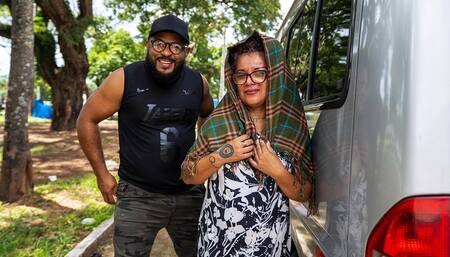 tattooed mature gets anal fist fucked in my van