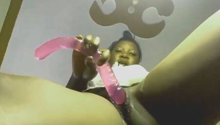 Ebony slut squirting all over