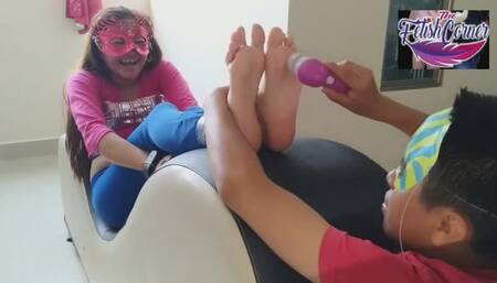 Cecy TF's ticklish feet