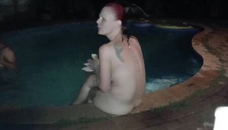 Nieghbours Wife Handjob Finger Fucking in Swimmingpool