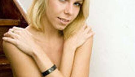 Alicja's  Striptease HD