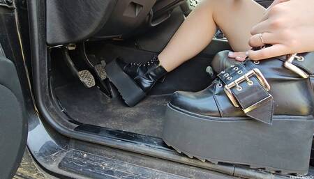 Revving BMW e46 in Gothic Boots