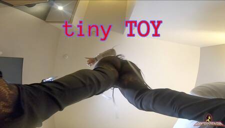 Giantess Crew – Rain – Tiny Toy