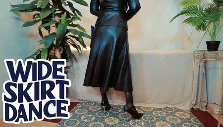 Wide Skirt Dance