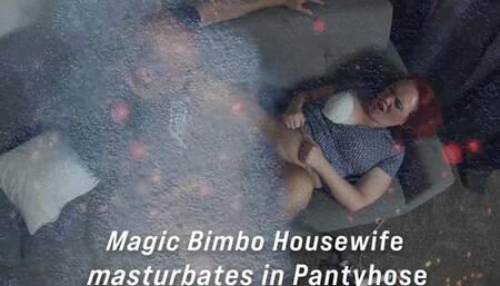 Magic Bimbo Housewife masturbates in Pantyhose 5