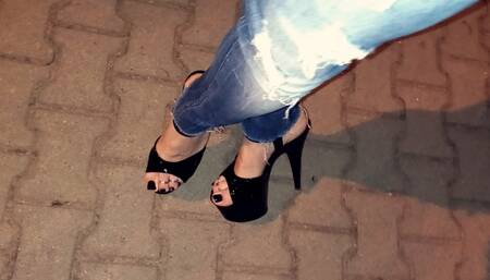 skinny jeans and high heels - public crossdressing