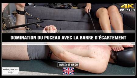 Domination du puceau avec la barre d'écartement 4K ST