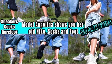 VR 3D 6K 180 60 fps | Angelina shows you her old Nike shoes, her black sweaty socks, and the soles of her feet