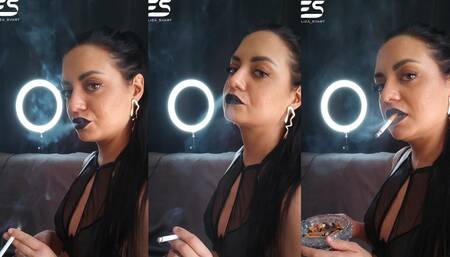 A Marlboro red smoke in black and gold