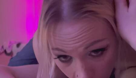 Snowlet chokes on Sienna and looks hot doing it