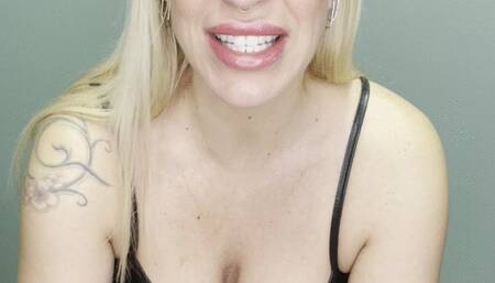 Aurora Nia Noxx small penis humilation