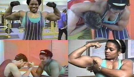 ***WeekEnd Special*** Karla's Bicep Attitude