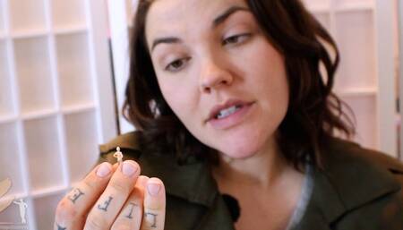 Gigi Giantess Boss Intern Vore