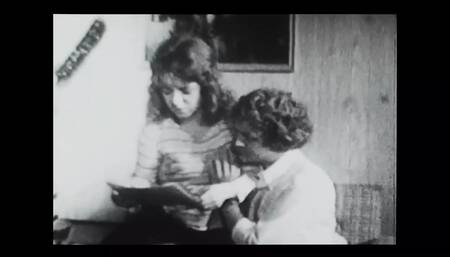 Vintage porn retro erotic theatre - friendly couple