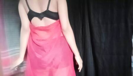 Hot sexy Dance IndiaDesi Girl Cute Boobs Show And Dance Full Video