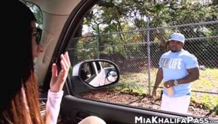 Arab chick Mia Khalifa wants monster black cock inside her