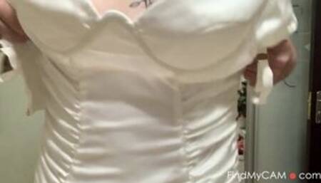 Brunette Bride Masturbates in Her Wedding Dress