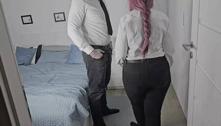 Makima Unleashed - Intimate Cosplay Session in Hotel Room