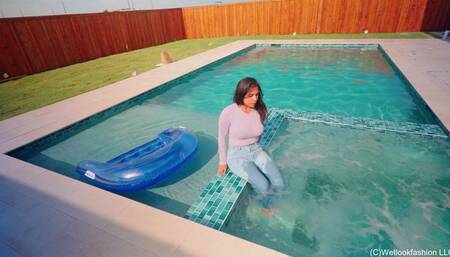 Reina Takes Her First ever Fully Clothed Swim Wearing Jeans