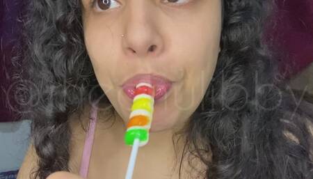 I suck and chew my lollipop with rich and provocative sounds