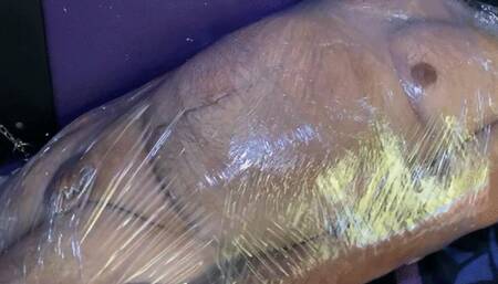 Pig Rhalp sendo esmagado pelas minhas botas