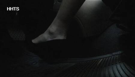 Mean flight attendan fast drive with lovely black heels!