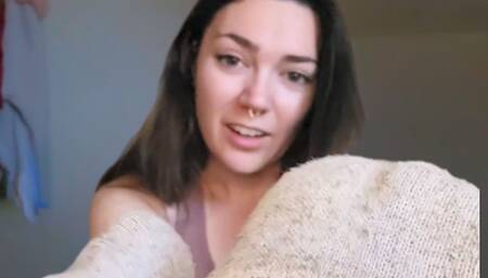 Giantess Smelly Foot Worship