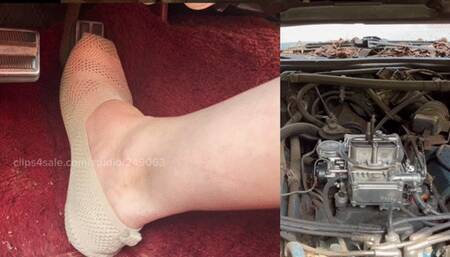 Last clip this week! HARD REVVING the massive 460!