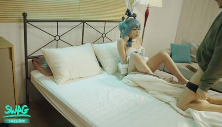 Horny Cosplay Girl Gets Fucked
