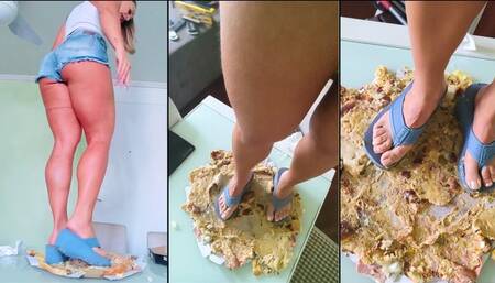 SMASHED PIZZA TIME (CLOGS SPECIAL)