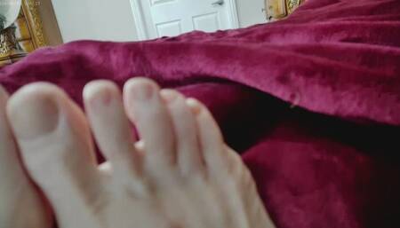 Afton's Hot toes