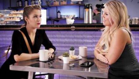 Sly lesbian detective fucks clients wife