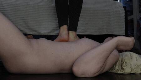 Barefoot body trampling (wmv)